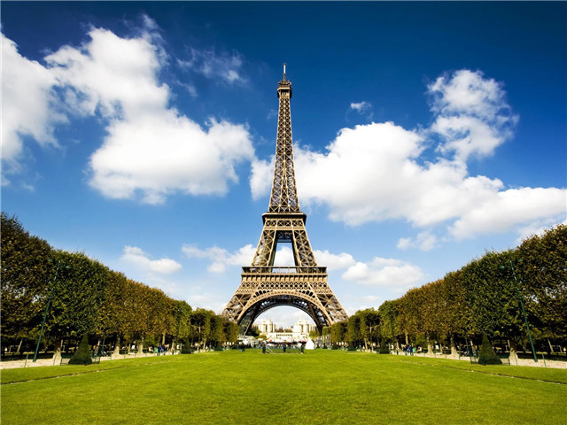 BLD勃朗设计主创追梦巴黎 见证埃菲尔铁塔经
