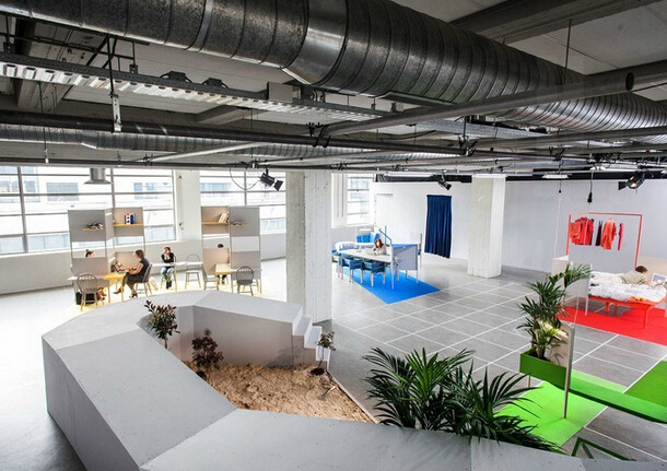 荷兰KNOL工作室空间设计