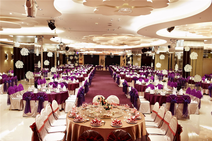 郑州专业婚宴餐厅设计公司分享高档宴会厅设计方案