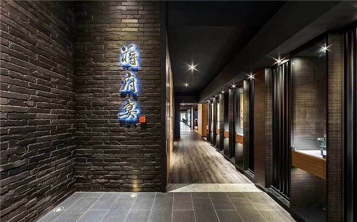 古今合并的新东方中式主题餐厅装修设计