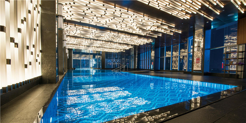 北京三里屯通盈中心洲际酒店游泳池设计