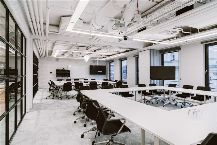 公共空间超好看的科技公司办公室装修设计方案
