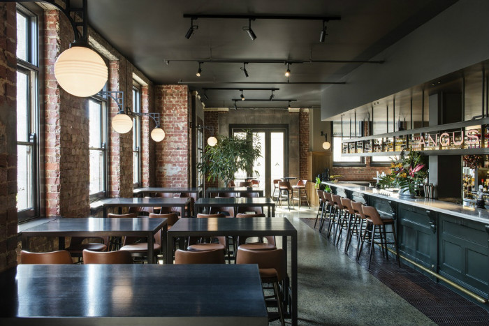 纽约式轻奢复古风牛排西餐厅兼酒吧设计方案