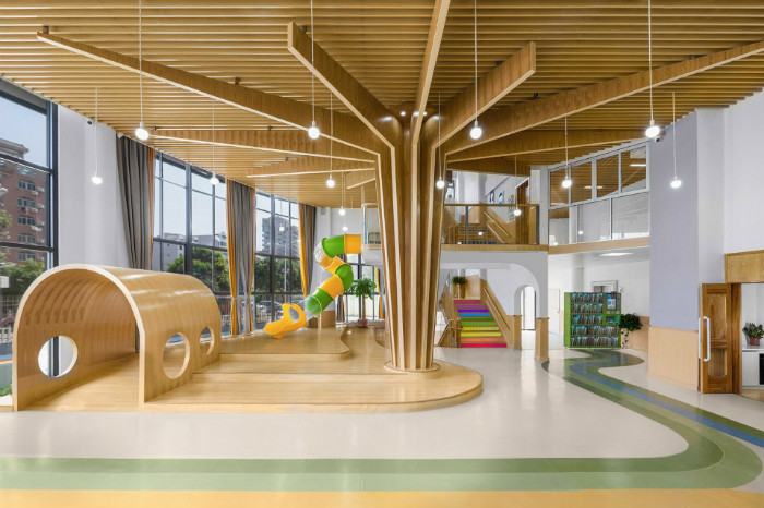 富有自然和创新的棕榈树幼儿园设计案例