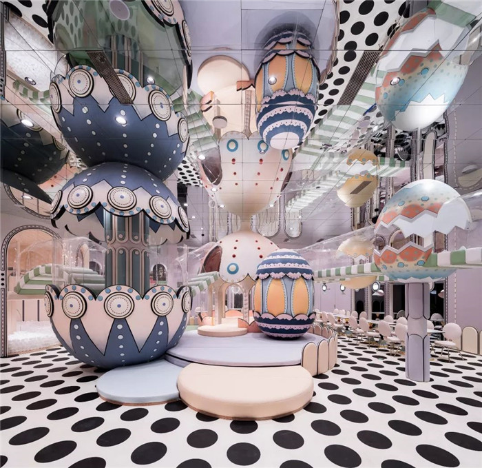 最新超惊艳的梦幻城堡主题亲子游泳中心餐厅设计