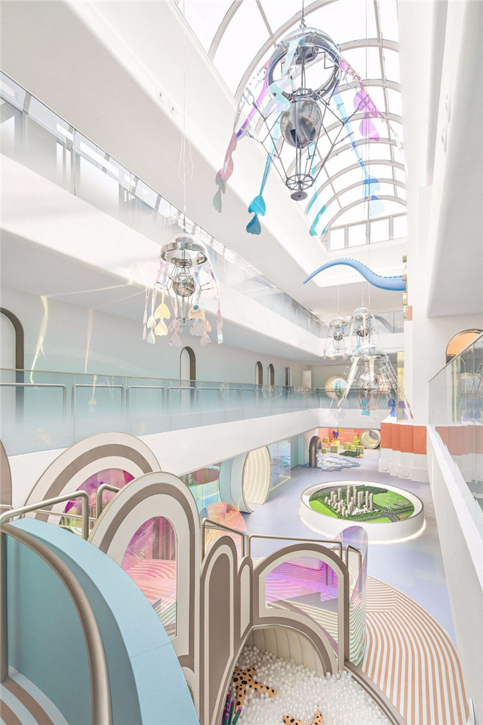 最新高颜值儿童乐园主题售楼部设计案例    