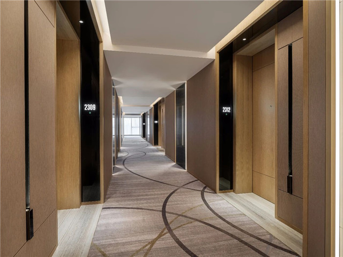 酒店客房走廊设计  成都万怡高端商务酒店设计案例