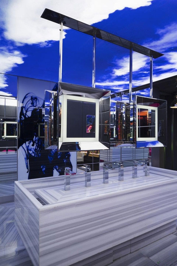 (RE)MIX夜店酒吧卫生间设计