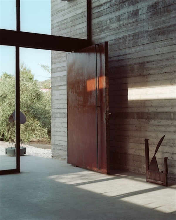 极致简单的办公环境 极致简单的办公环境