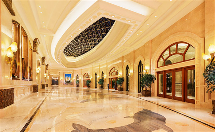 华丽的酒店大堂空间设计