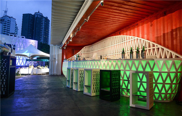 城市星主题酒吧入口设计