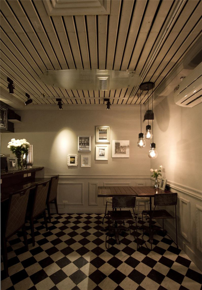 30平方英式复古风特色小咖啡厅设计说明