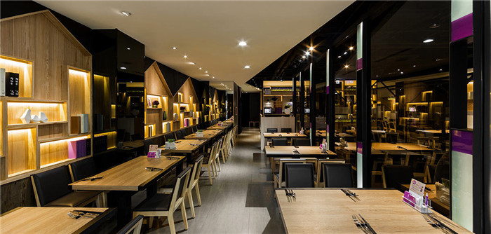 专业餐厅设计公司推荐原木与工业风混搭的主题餐厅设计图