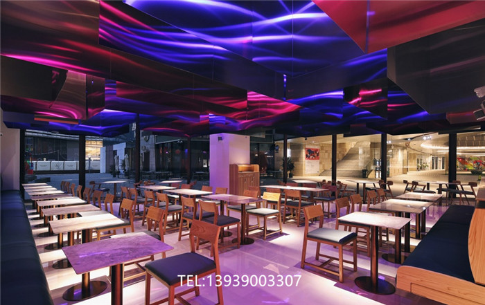 郑州专业餐厅装修公司推荐Auvers特色网红餐厅设计方案