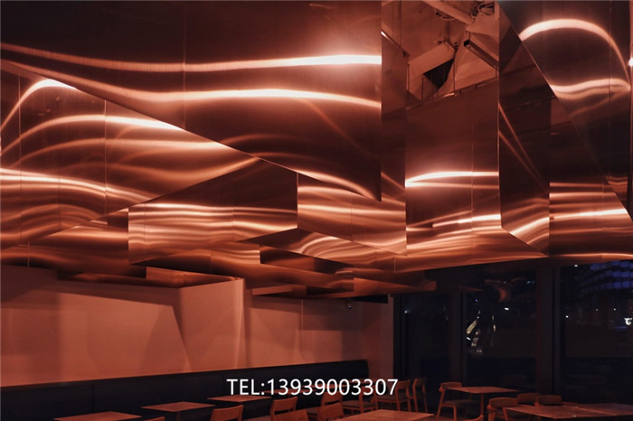 郑州专业餐厅装修公司推荐Auvers特色网红餐厅设计方案