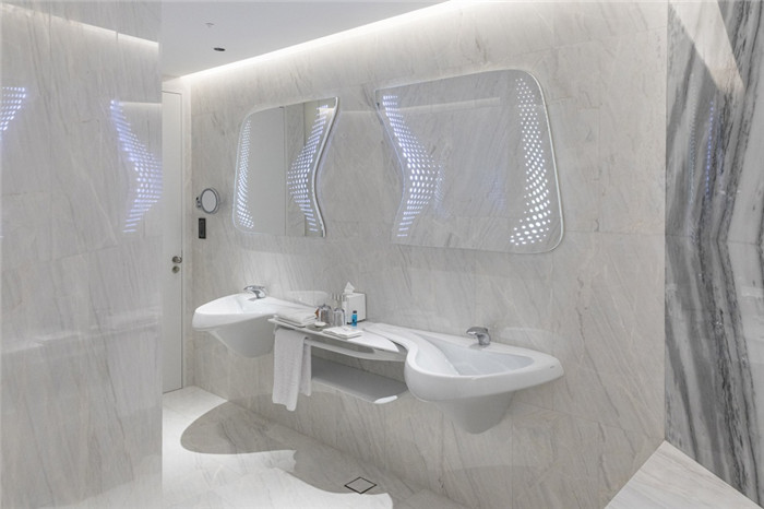 扎哈遗作  超前卫时尚的迪拜ME酒店客房卫生间设计方案