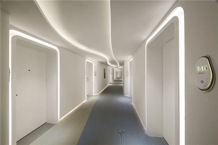 深圳CZD现代主义前卫时尚度假酒店客房走廊设计方案