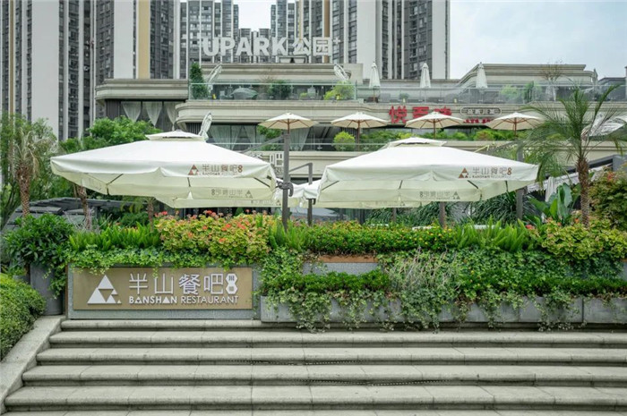 郑州专业餐饮设计公司分享时尚混搭川菜餐饮装修案例