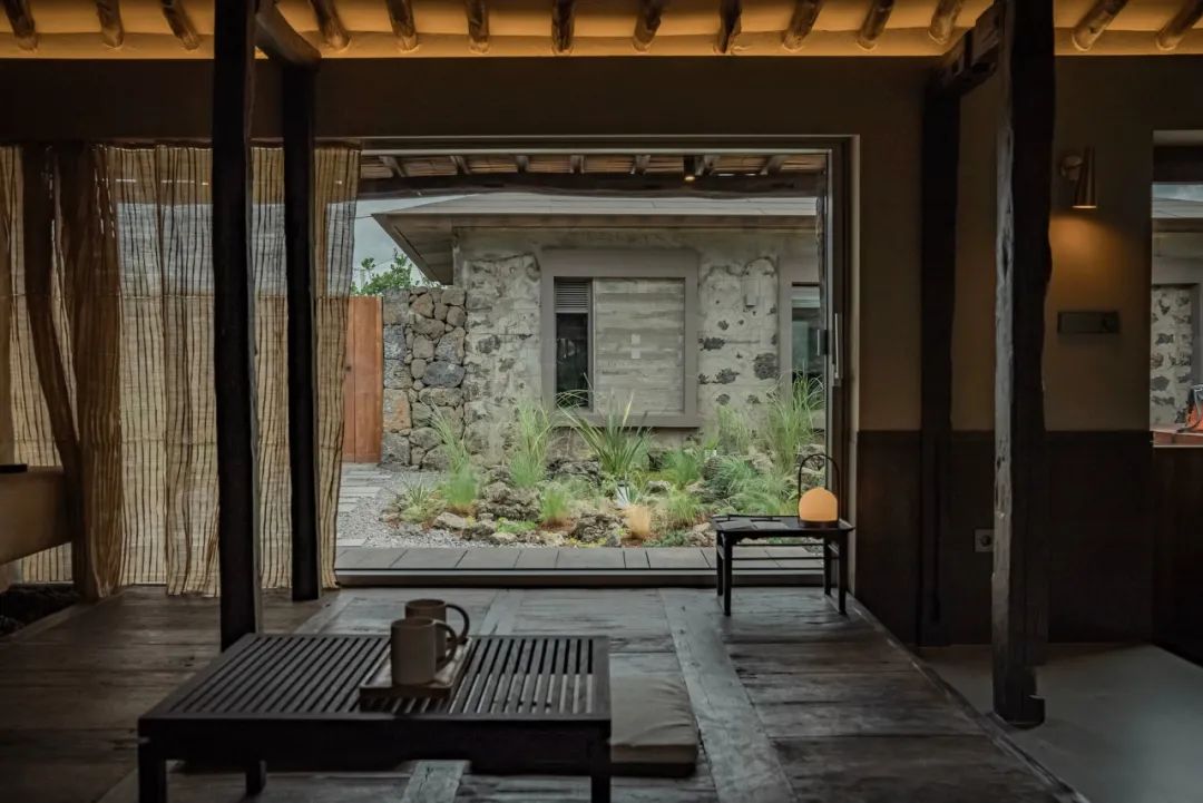 济州岛Gwideok-ri乡村温泉民宿改造设计案例