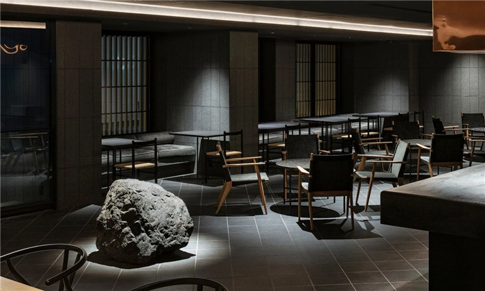 Koyanagi 日式温泉度假酒店餐厅设计赏析