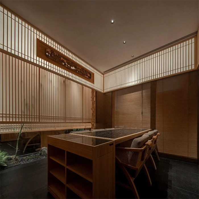 秀 · 怀石料理高端日式餐厅设计赏析