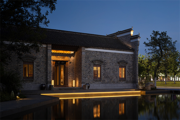 百年古建筑改造餐厅  合肥和园园林餐厅装修设计